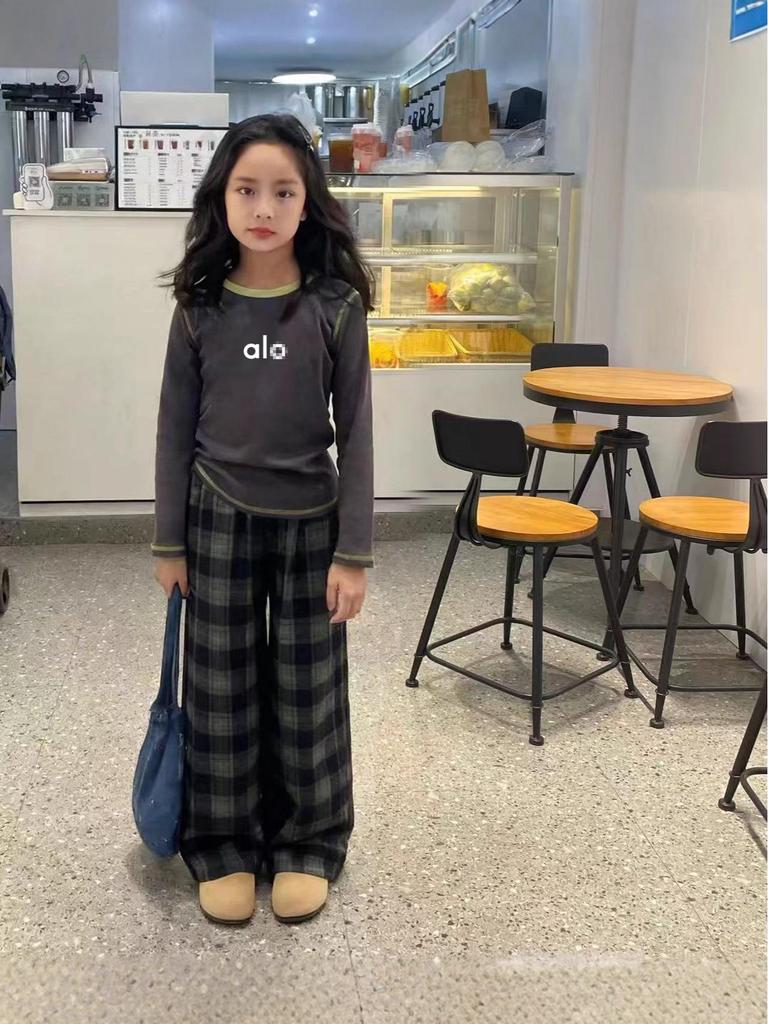 Trendy Brand Girls' Cotton Long Sleeve T-shirt, 2025 Spring/Autumn Korean Style, Children's Round Neck Top