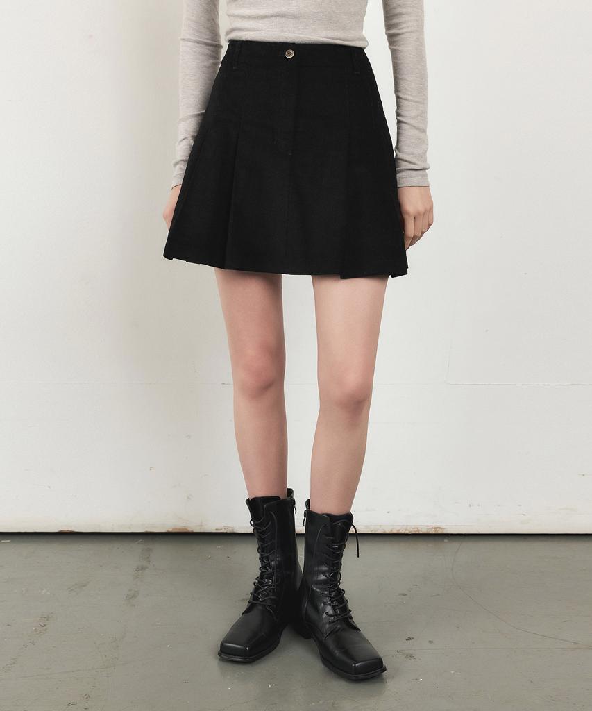 City Breeze Corduroy Pleated Mini Skirt_Black