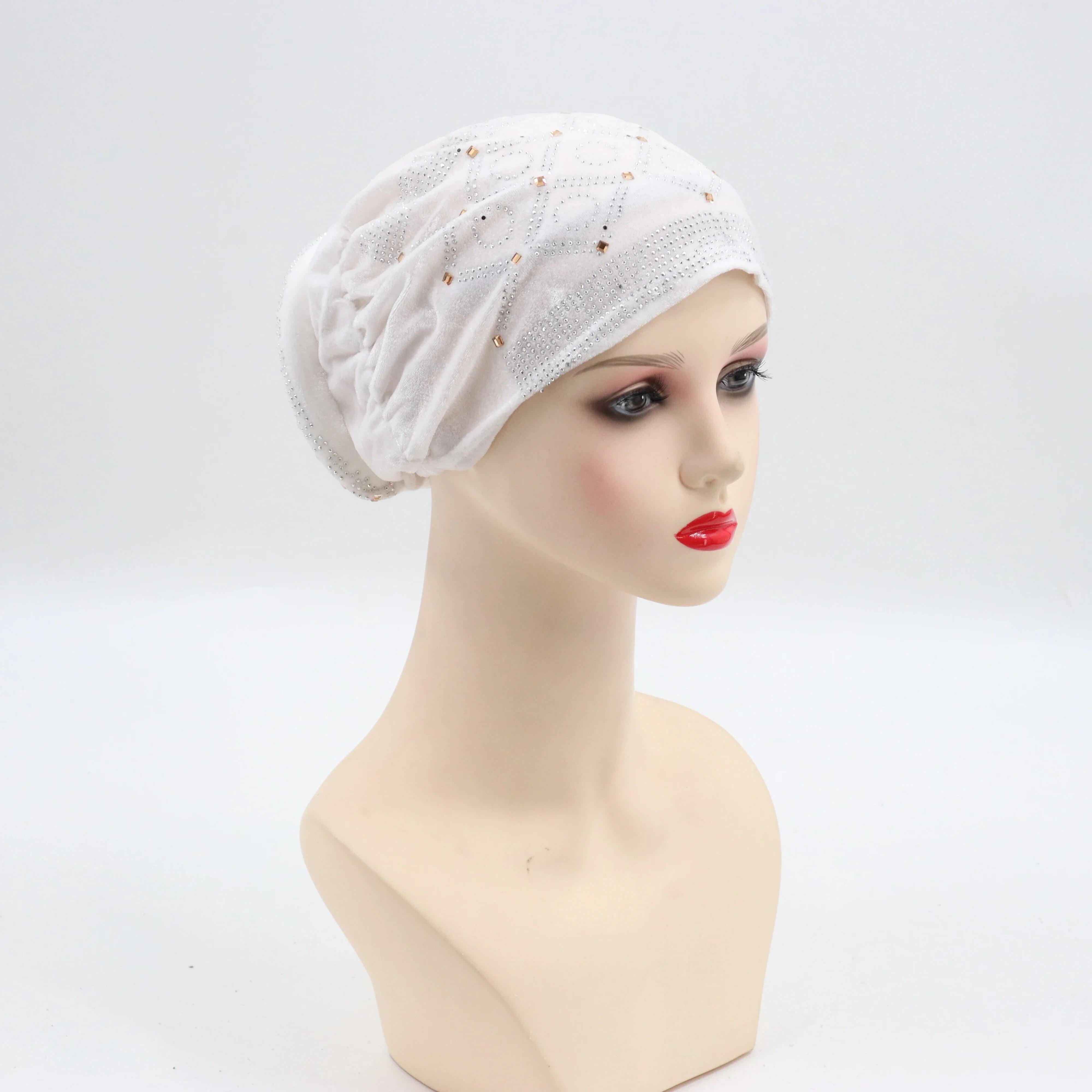 

Бархатные шапки-тюрбаны с блестками и бриллиантами для женщин белый