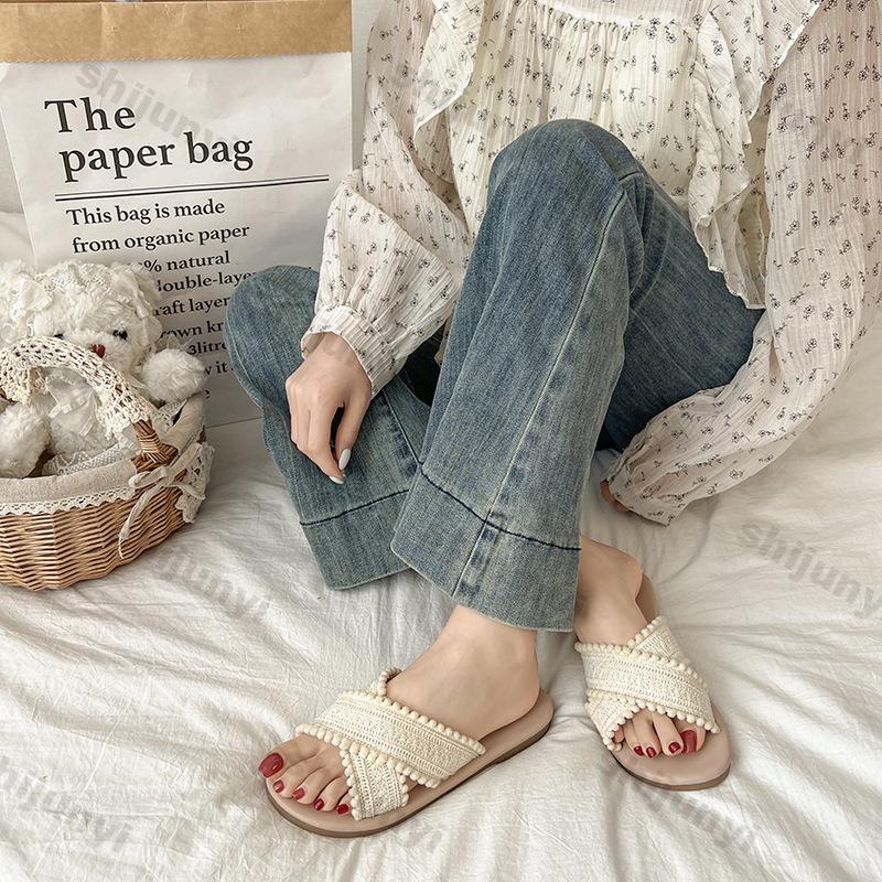 2025 New Bohemian Women's Beach Slippers Lightweight Comfortable Fashionable Flat Casual Shoes Outdoor Slip On One Word Sandal