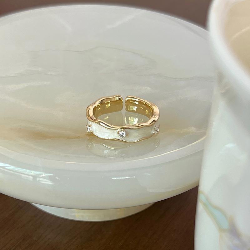 Elegant Adjustable Pearl Ring For Women Unique Design Highend Fashion Jewelry Statement