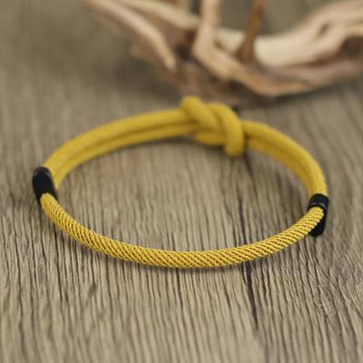 Braceletes – Pulseiras entrelaçadas