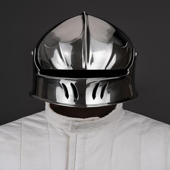 

Полированный шлем салад с забралом Реплика средневековых готических доспехов Рыцарский шлем XV века - Подарок на Хэллоуин Лучший подарок для него