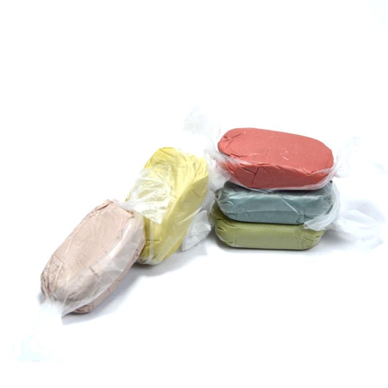 Bunte Kinder-Töpferton: Weiches, handgefertigtes Kaolin-Porzellan in einem Pfundbeutel. Perfekt für Studenten-Skulpturen.