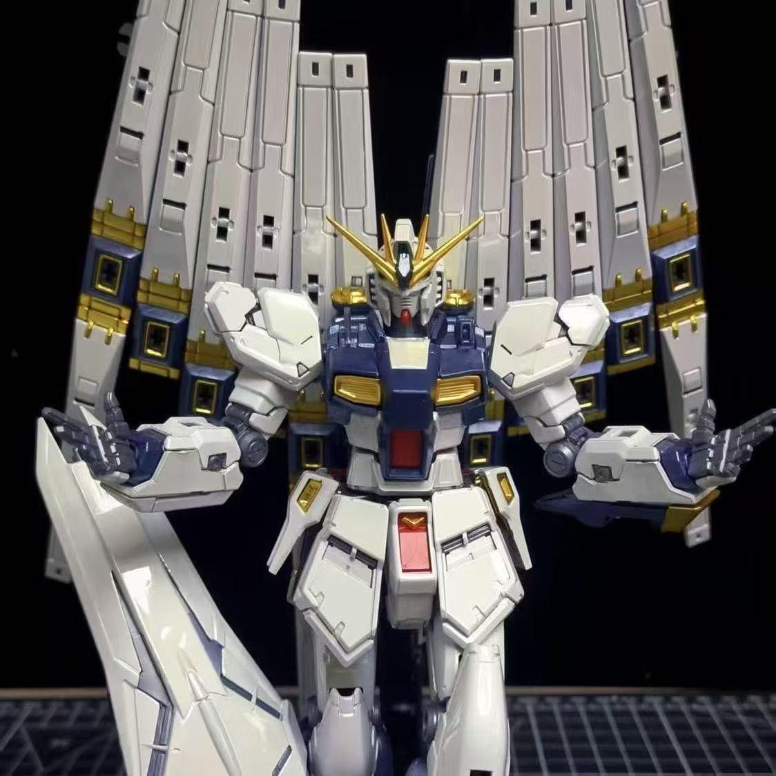 Dual Funnel Titanium Alloy G-Gundam Model Toy with Stand and Water Decals