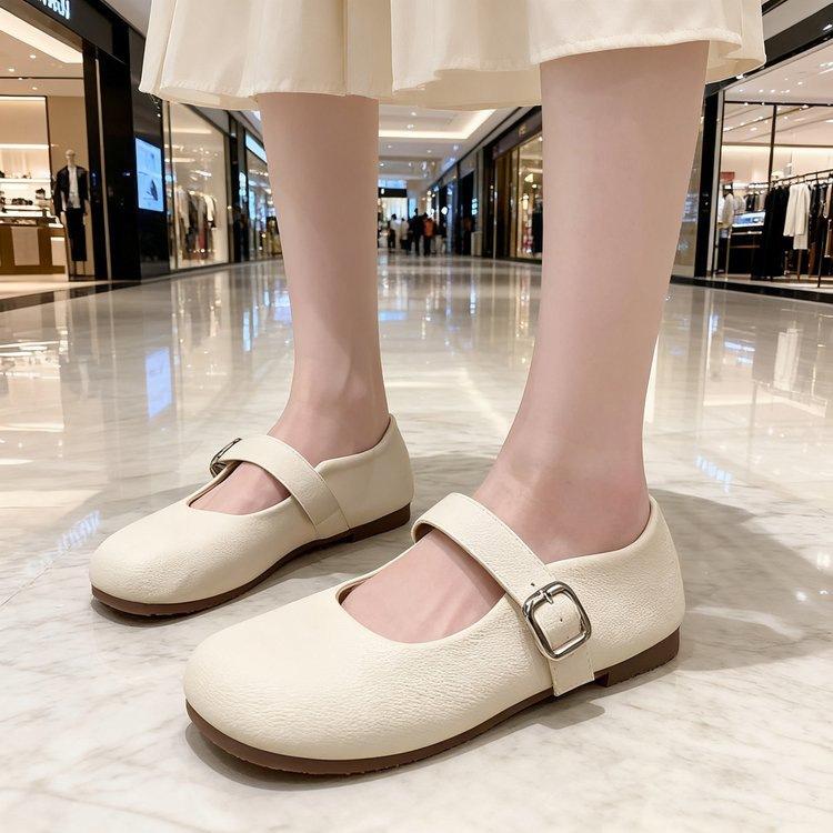 

New super soft single shoes Mary Jane women s shoes flat shoes children s autumn shallow mouth soft sole grandma shoes small leather shoes 40
