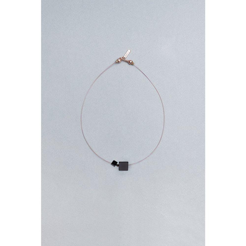 [Hazina] 12Mm Square Onyx Singular Necklace