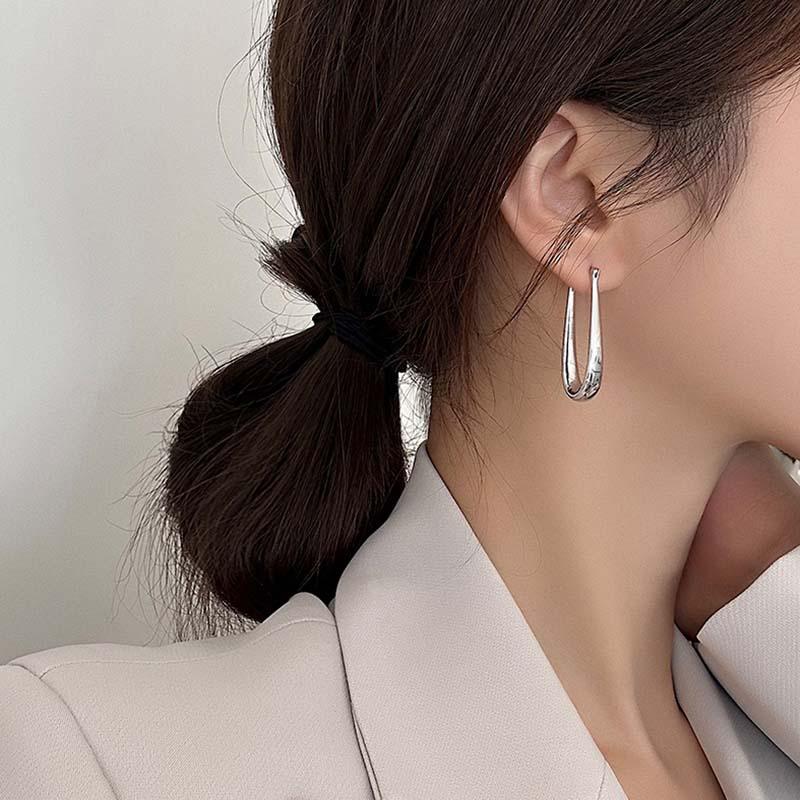 Korean Style Elegant Long Oval Metal Earrings - Versatile and Trendy