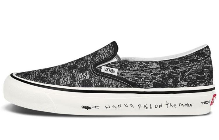 Слипоны Raised By Wolves x Слипоны Og Classic Vans Lx  TV Static  VN0A45JK00T 39