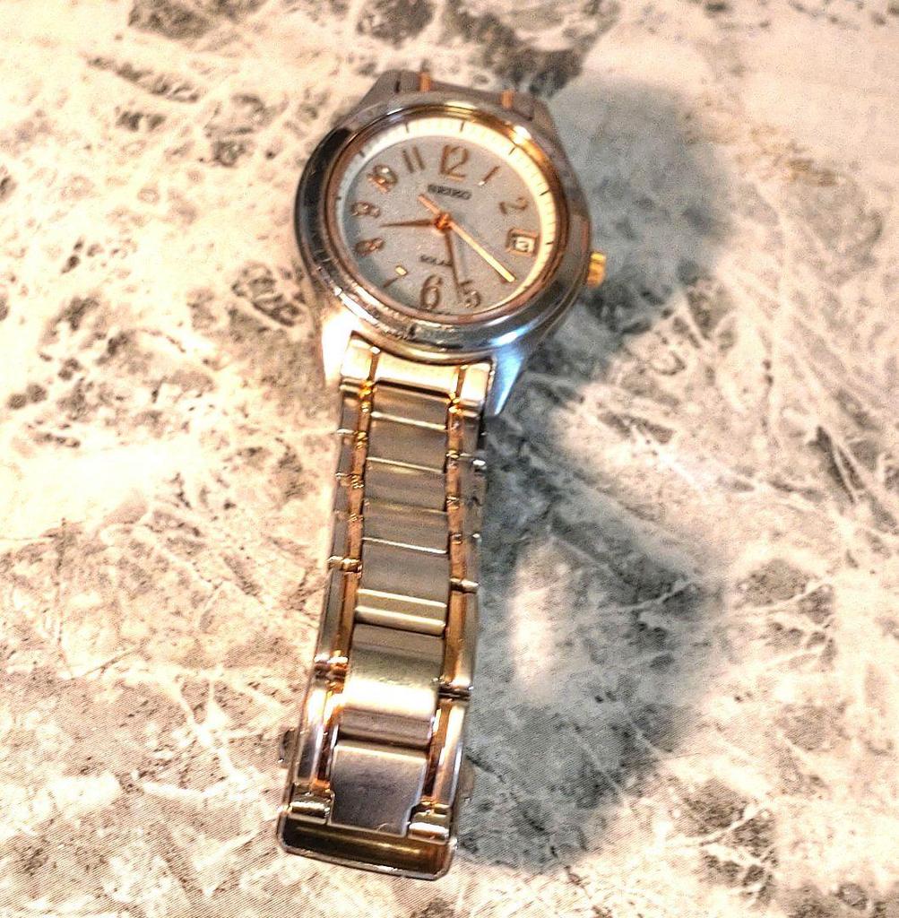 [USED] SEIKO Solar-powered Watch, Working Condition