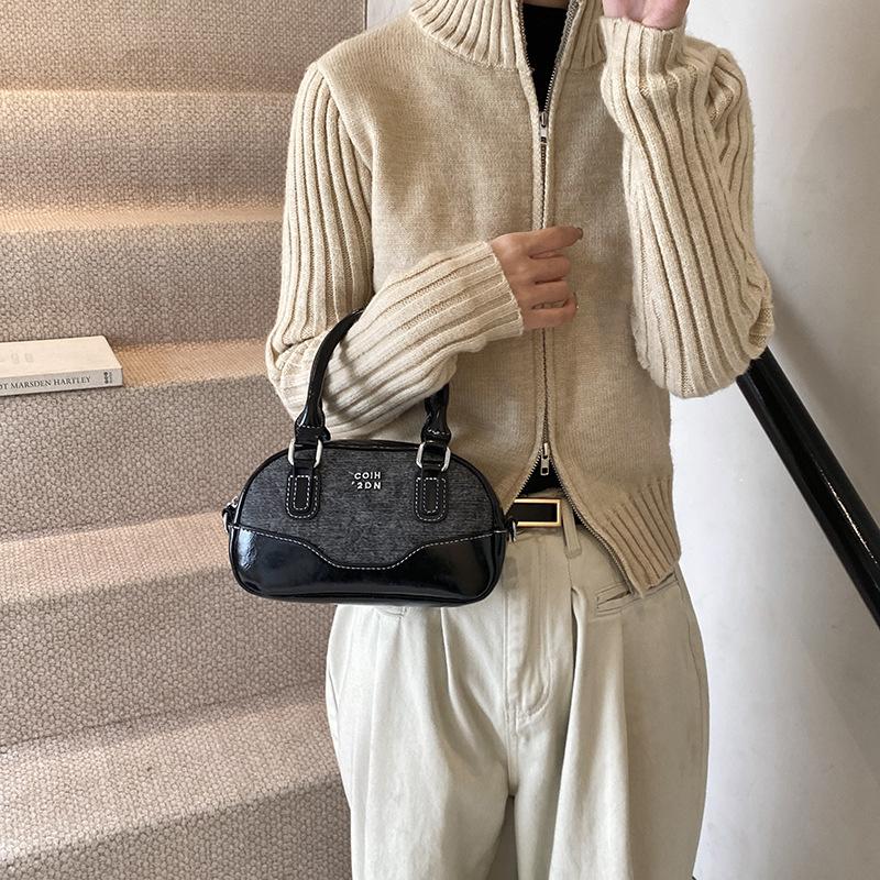 Retro contrasting color portable bowling bag women's 2025 new trendy shoulder bag fashionable messenger bag