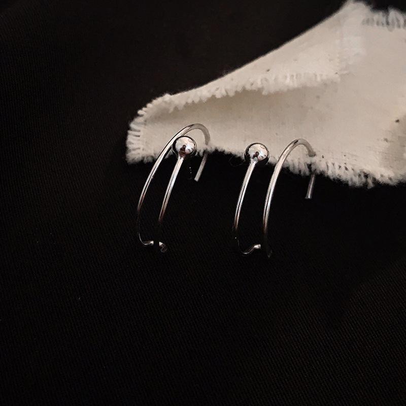 Round Bead Stud Earrings Simple Cold Wind Earrings Temperament Female Fresh Internet Celebrity Personality Jewelry