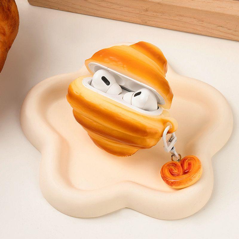 

Fun Artificial Croissant Cute Alkaline Knot Bread Earphone Case for Huawei Freebuds Clip Protective Case Huawei 4/5i/SE2/Pro2/Pro3/Pro4 Earphone Case Huawei FreeBuds 5 [Cattle Bags]-Without Pendants