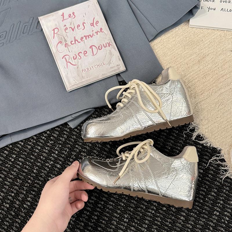 Fashion versatile casual shoes inner height-increasing sports single shoes autumn retro design feeling thick-soled lace-up shallow mouth German tra