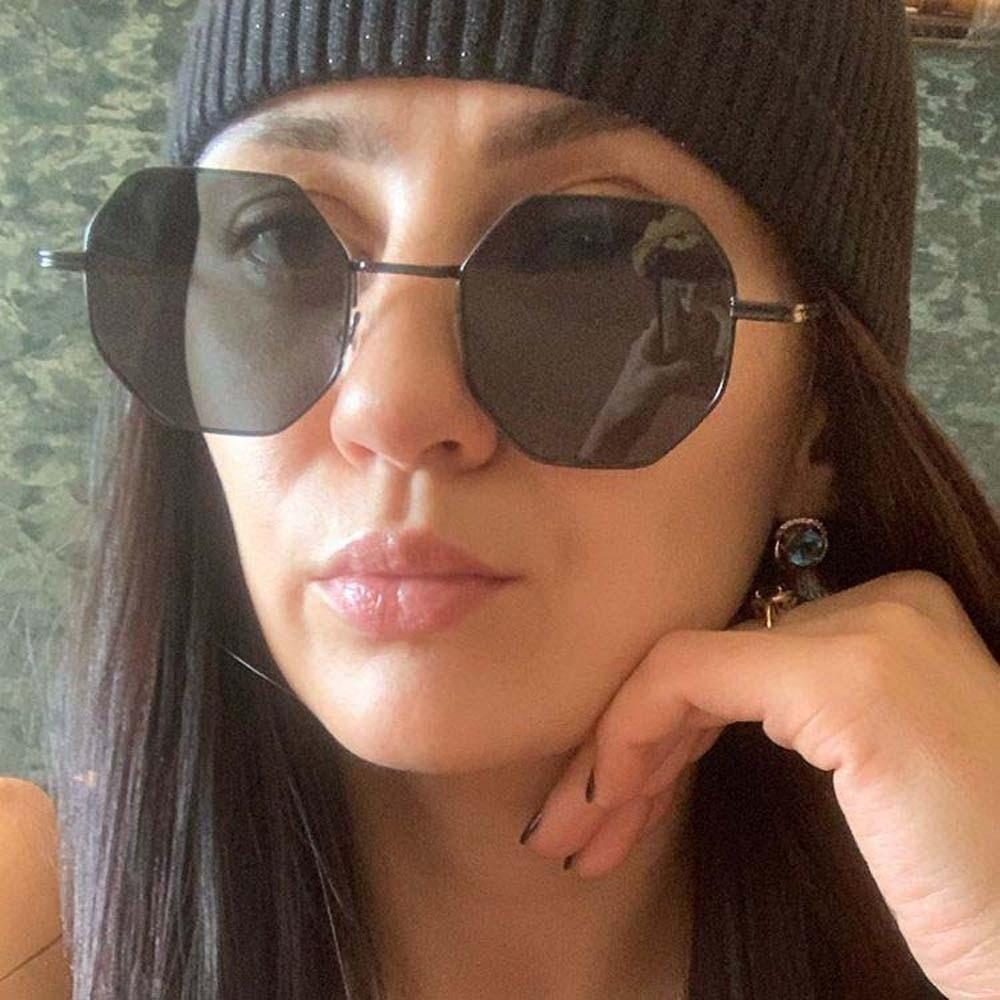 

Gradient Unisex Polarized Sunglasses Sunshade Eyewear Anti-UV Glasses Retro Square Sunnies Summer Style 7