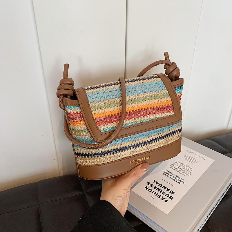 Chic Minimalist Designed Women s Square Bag With Flap Cover For Everyday Use синий