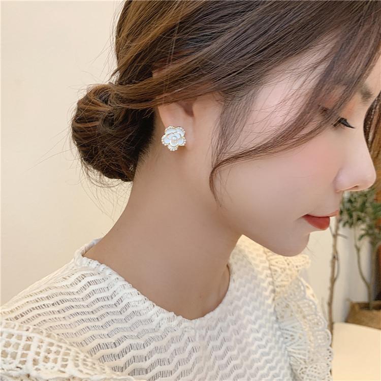 French Flower Camellia Stud Earrings Temperament Retro Earrings Silver Needle Earrings