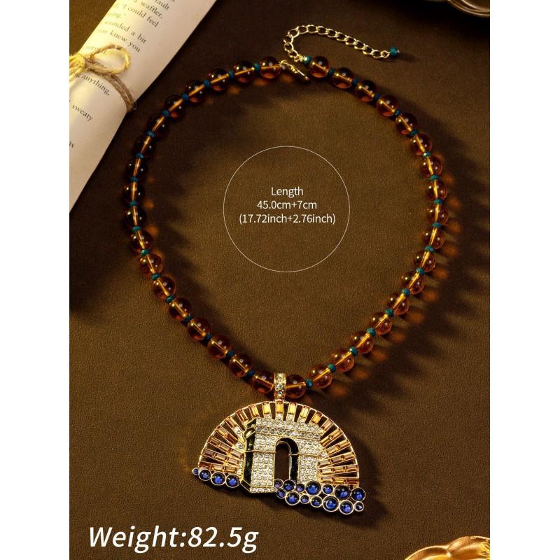 

Vintage KF Niche Heavy Industry Inlaid Castle Pendant Necklace Elegant Fashionable Fashion Accessories