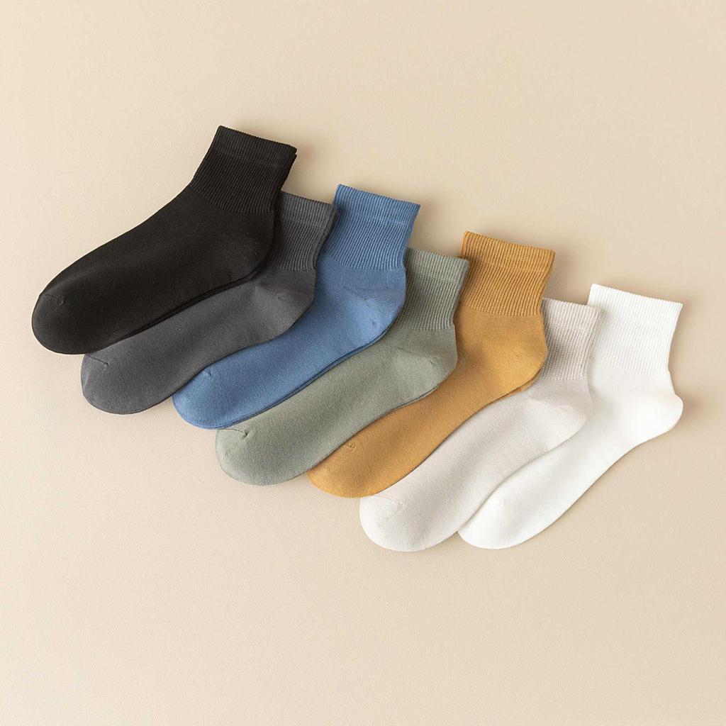 Men's Breathable Anti-Pilling Cotton Ankle Socks - Sweat-Absorbent and Solid Color with Seamless Toe