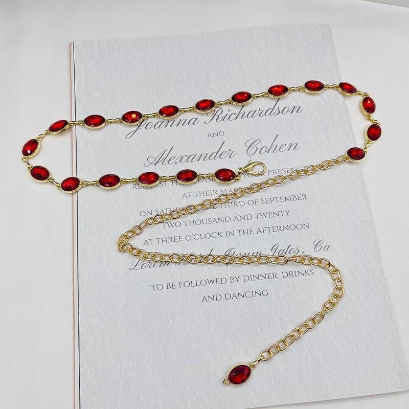 

Fashion Female Metal Waist Chain With Waterdiamond Embellishments For Casual Wear красный