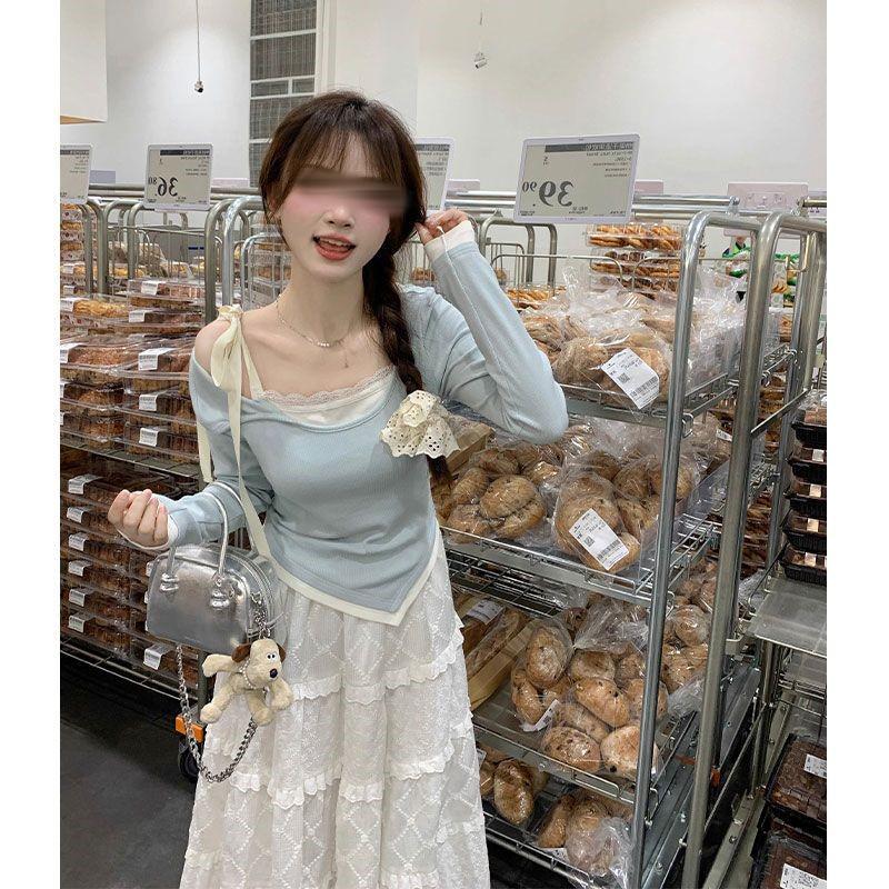 

Women s French Chic Two-Piece T-Shirt and White Skirt Set - Autumn/Winter Collection M