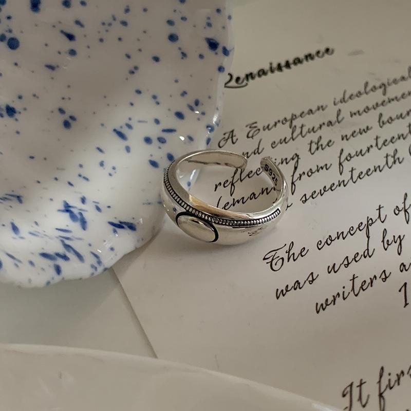 Retro Korean & Japanese Oval Open Bow Ring - Women's Adjustable Hip Hop Fashion Ring
