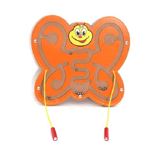 

ИГРА ПО СЛЕЖЕНИЮ БАБОЧКИ ЗА МРАМОРОМ