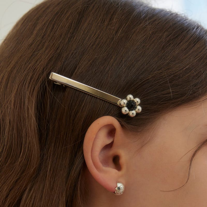 

murmur [Free Pearl Earrings] Flower bead hairpin Silver