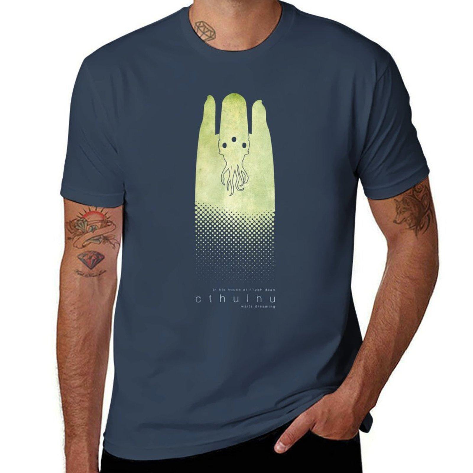 Cthulhu In The Mists Tshirt No Iron Casual Short Sleeve Top S