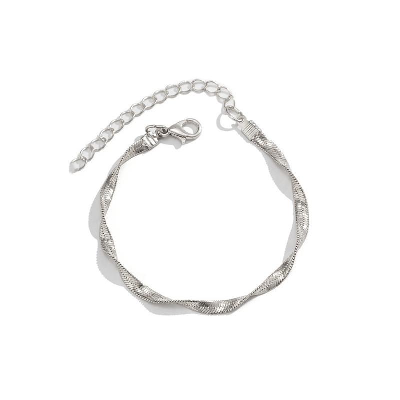 Hot-selling personalized metal collarbone chain women, simple and versatile water wave chain necklace