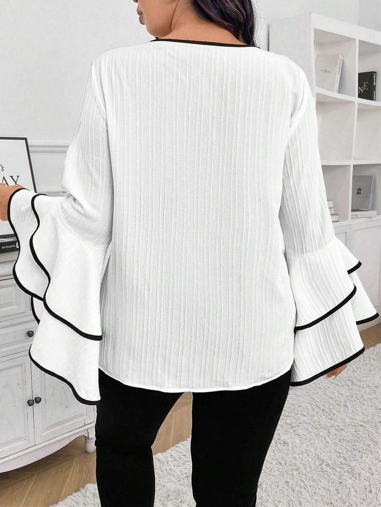 Fashionable Lady Temperament Design Large Flared Leaf Sleeve Top