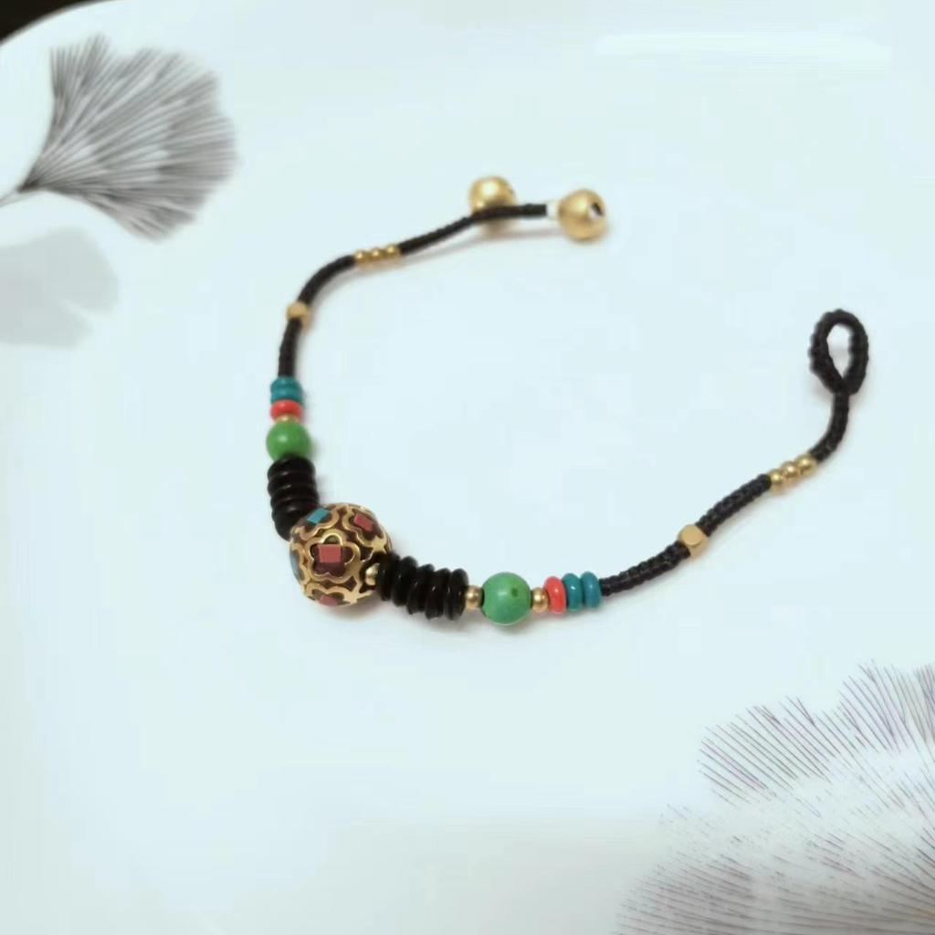Handmade Chinese Retro Beaded Bracelet: Versatile Ethnic Style for Couples & Friends