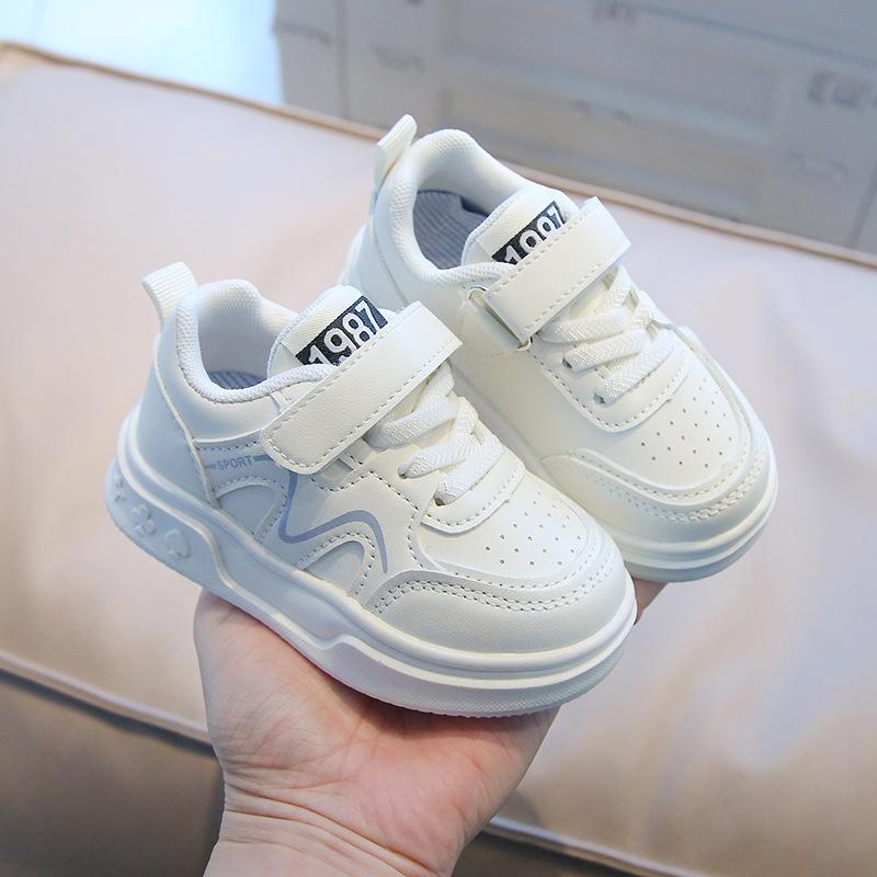 Kids Leather Sneakers Soft Sole White Shoes Boys Girls Spring Autumn Casual Trainers For 1-6 Years Old Toddlers