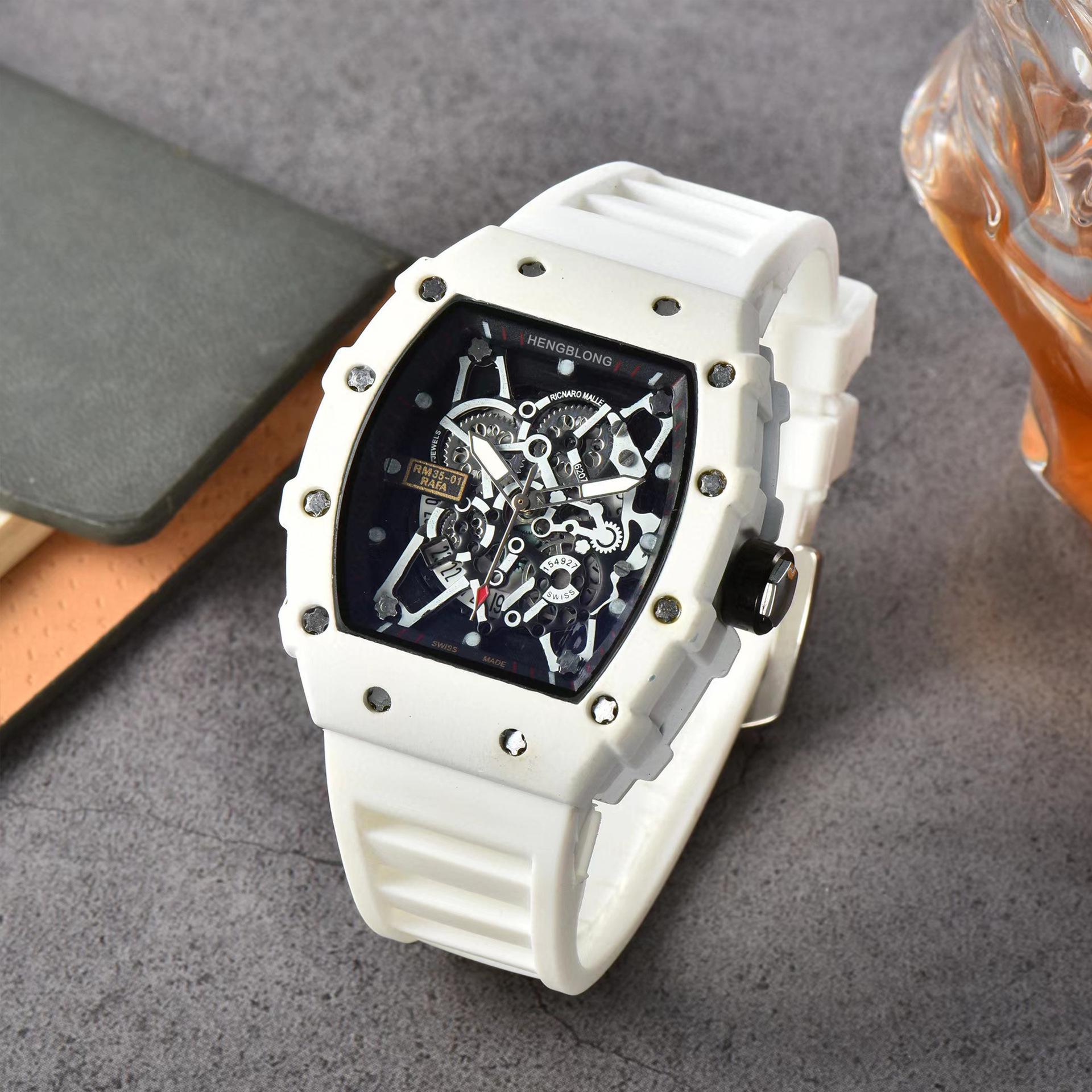 

Персоналізовані годинники у формі бочки для чоловіків і унісекс