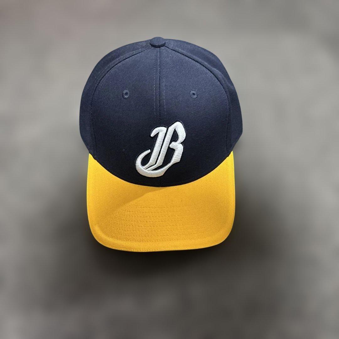 Used adidas baseball cap navy yellow
