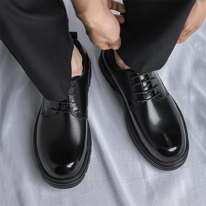 Platform Trending Classic Men Dress Shoes Men Oxfords Patent Leather Shoes Lace Up Formal Black Leather Wedding Party Shoes