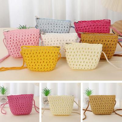 Handwoven Mini Hollow Straw Bag Shoulder Bag Crossbody Bag Kid Summer Beach Straw Bag Envelope Wallet for Wowen Girls