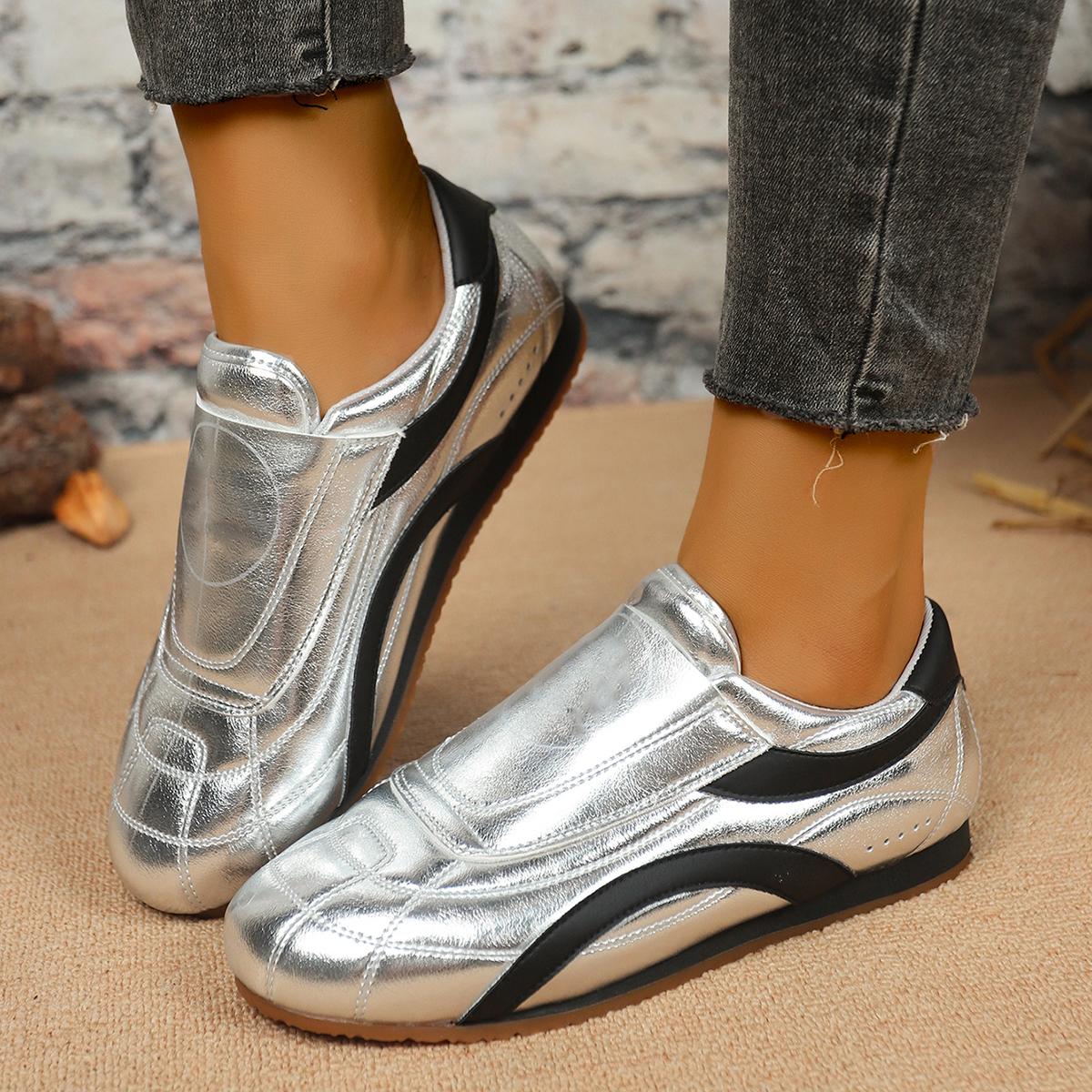 

Fashion New Women Sneakers High Quality Flats Outside Sneakers Women New Casual Running Women Shoes Simple Versatile Non-slip Loafers 35 серебряный