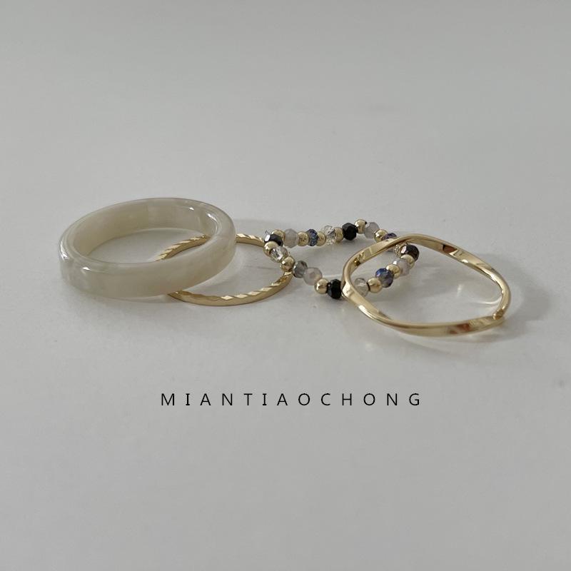 Colorful Retro Japanese-Korean Beaded Resin Acetate Wave Ring Set