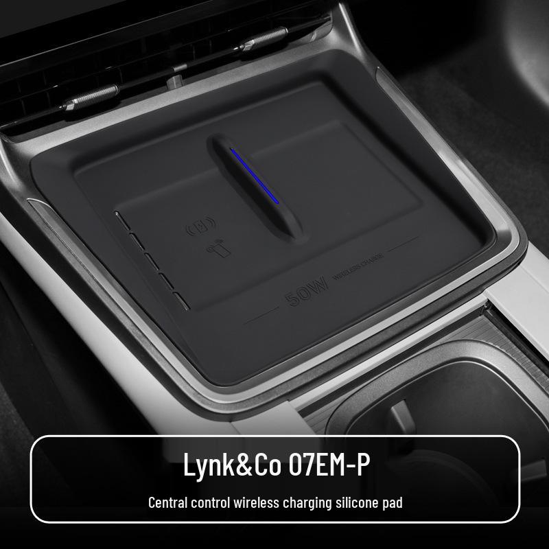Lynk&Co 07 EM-P Wireless Charging Non-Slip Silicone Pad for Center Console
