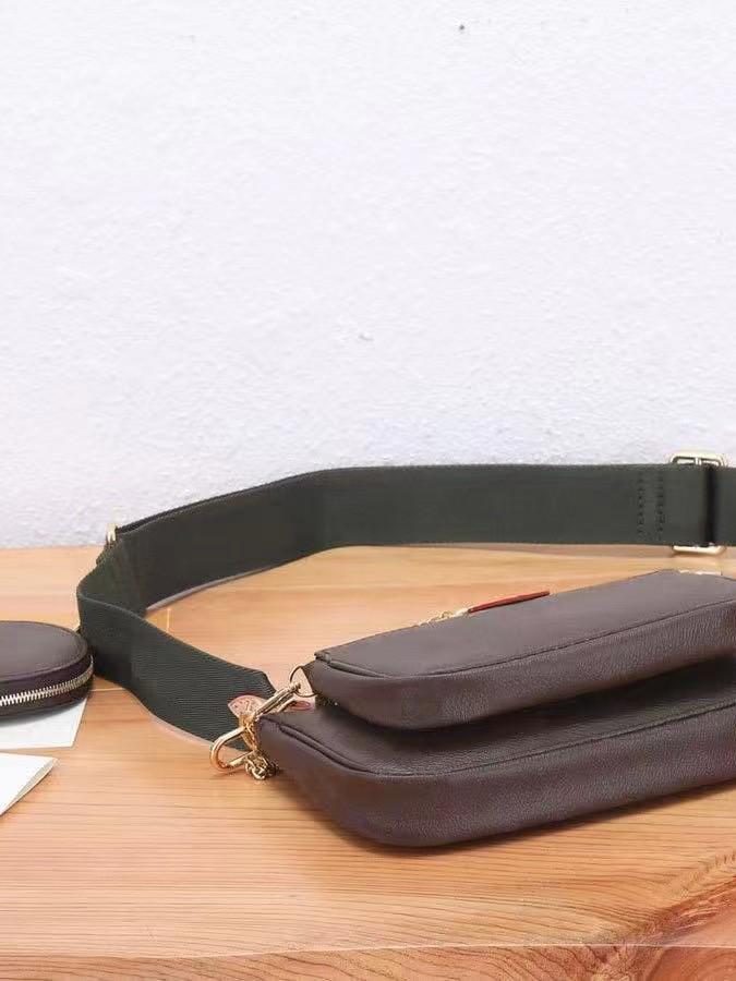 2024 Classic Monogram Leather Mahjong Crossbody Bag with Chain for Women