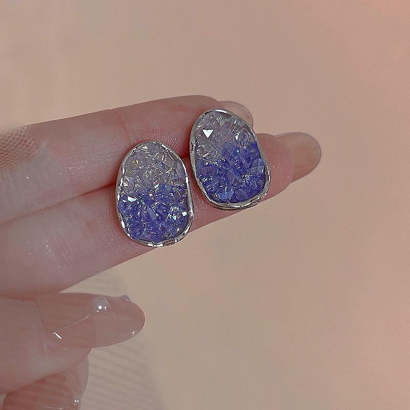Exquisite Zircon Earrings for Women, Light Luxury, Versatile, Elegant, High-end Feel, Niche Design Style Earrings