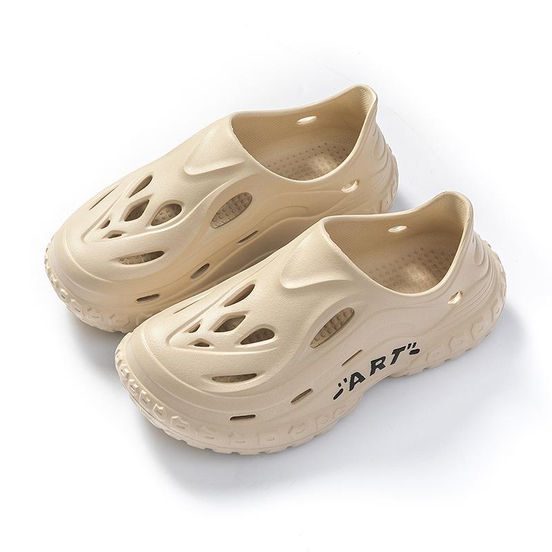 One Piece Is Sent On Behalf of Others, Hole Shoes, Men's Summer Wear, Thick-soled Shit-stepping Bag Head, Coconut Sports, Outdoor Beach Shoes.