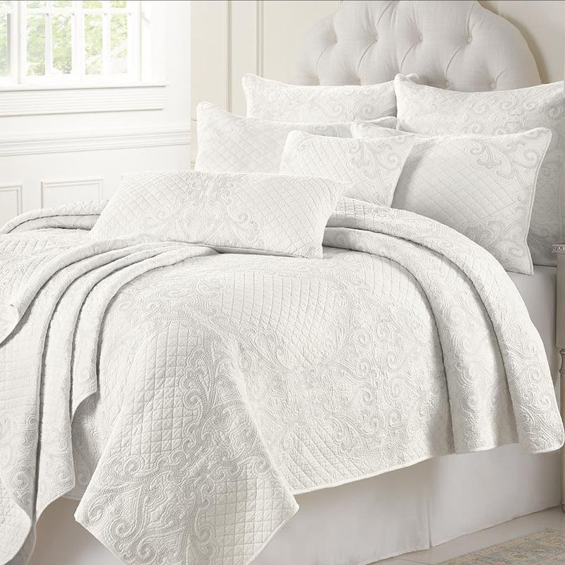 European Style White Embroidered Cotton Three-Piece Quilting Blanket Set 230*250cm + 2 Pillowcases