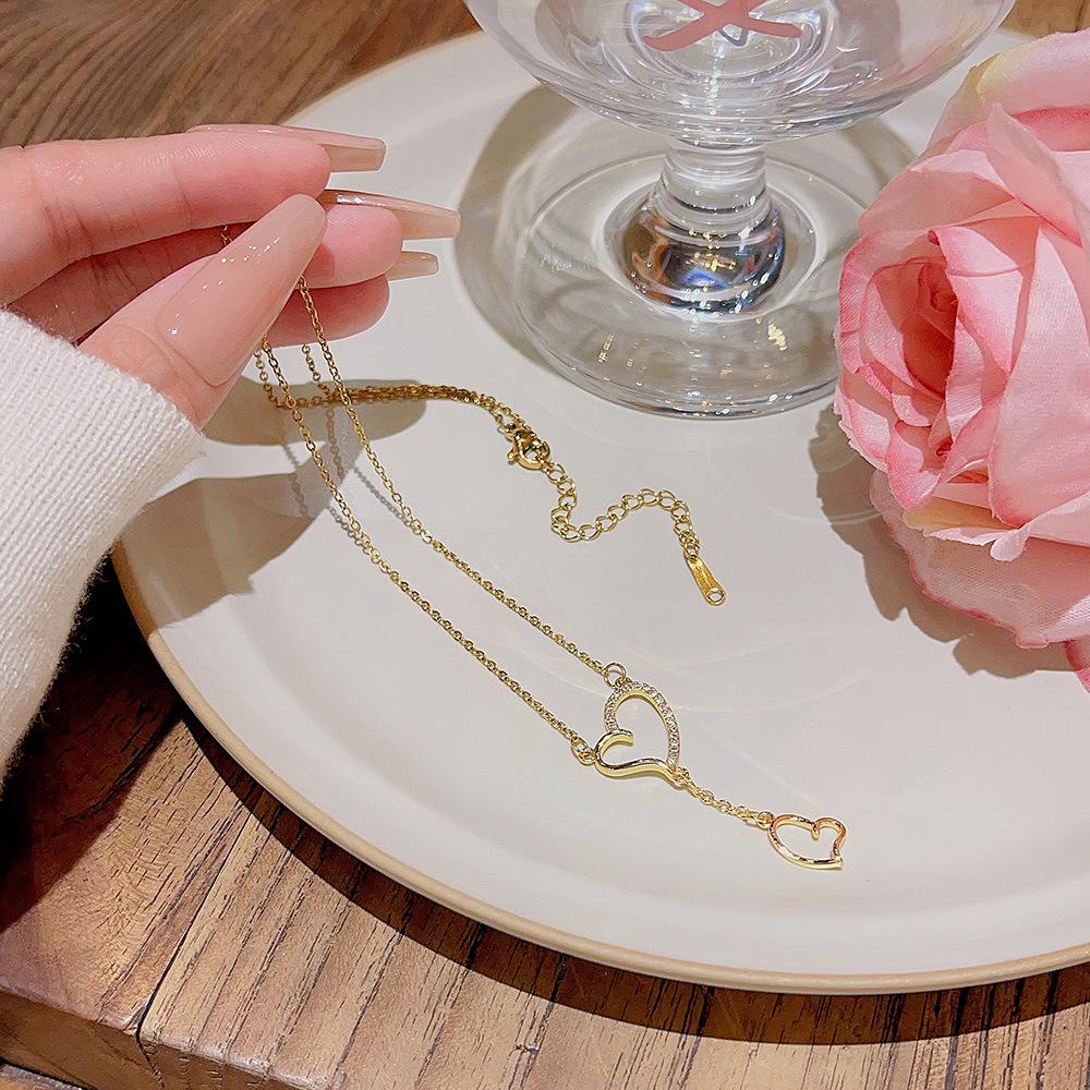 Soul mate necklace jewelry girl niche clavicle chain sweet high-grade Joker pendant temperament light luxury necklace.