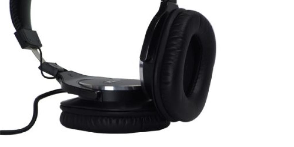 CLASSIC PRO Sealed Headphones CPH7000