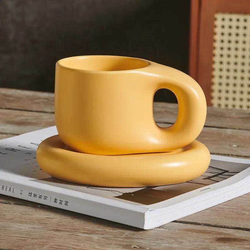 1Set 350ml Ceramic Coffee Chubby Mug Saucer Set Creative Cute Fat Handle Cup with Saucer for Office and Home Room Decor