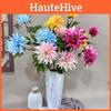 Wunderschöne künstliche Blumen für Hochzeitsfeier-Fotografie und Heiminterieur
