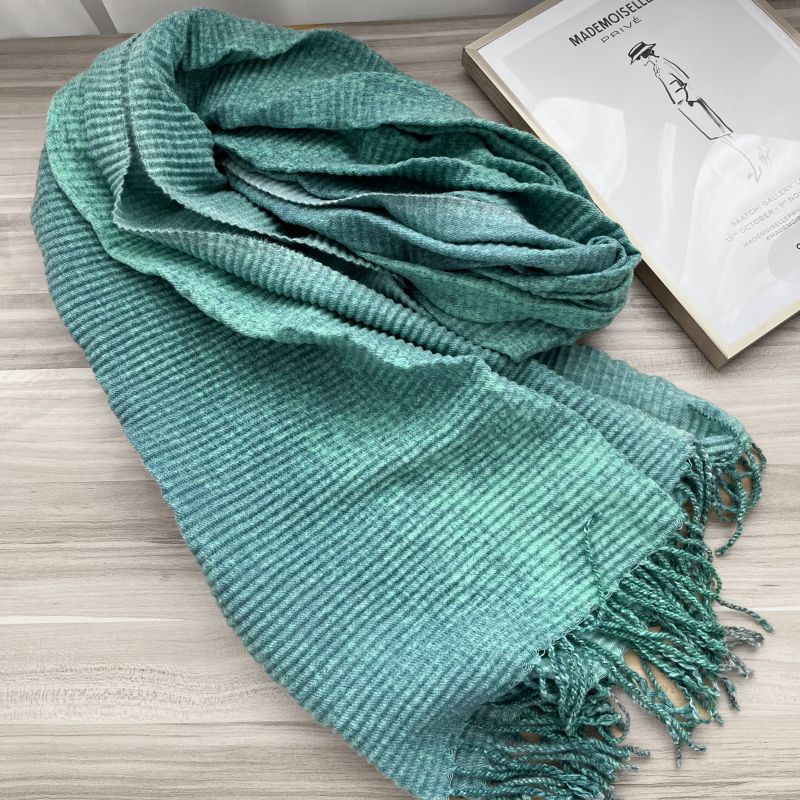 Imitation Cashmere Scarf Autumn and Winter Solid Color Crepe Gradual Change Medium and Long Warm Scarf Sweet Fashion Fringed Shawl