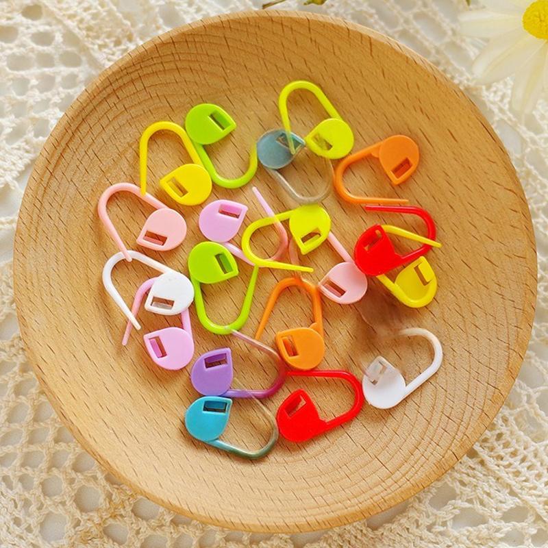 20-100 Stück 2,2 cm Gemischte Farbe Kunststoff Kleine Markierungs-Schnalle Häkel-Verriegelungsstichmarkierer Clips Heim-DIY-Werkzeuge Nähzubehör ZYF
